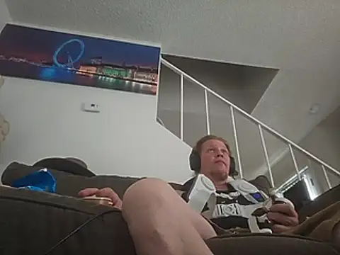 yourMasterisBored's Live XXX Chat