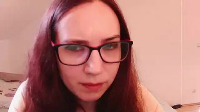 EmilyHotAngel's Live XXX Chat