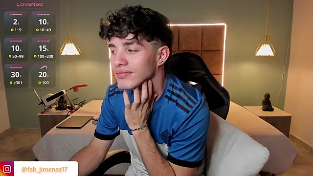 AlejooTwink's Live XXX Chat