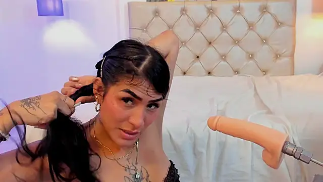 Alanna_Wild 라이브 XXX 채팅