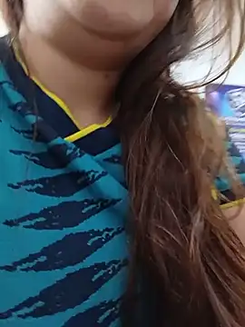 SARA_21- élő XXX-chatje