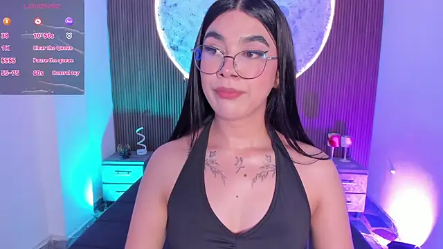 RoseCassie live XXX chat