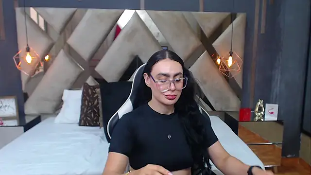 MartinaaFit's Live XXX Chat