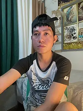 Živý XXX chat xshyboyx