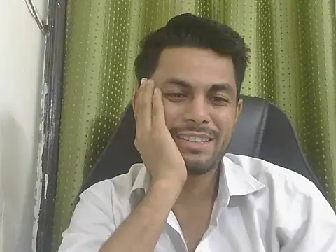 Stubborndesiboyn Live XXX chat