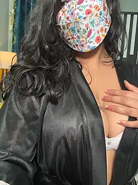 Lisa_afreen XXX чат на живо