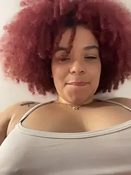 Živý XXX chat Leyah__