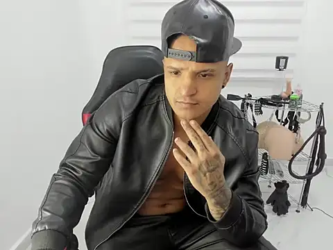 master_leather Live XXX-chat
