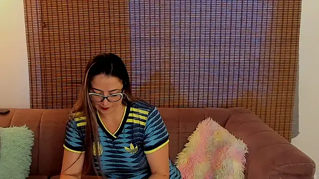 ariana_cross Live XXX-chat