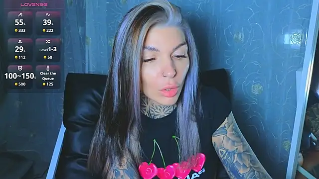 دردشة tattooedBabyy الجنسية المباشرة