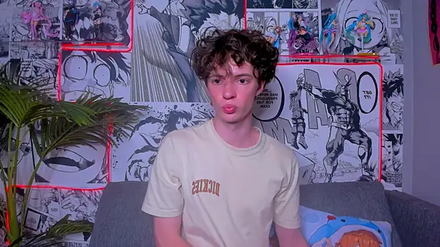 LukeSweet Adlı Modelin Canlı XXX Sohbeti