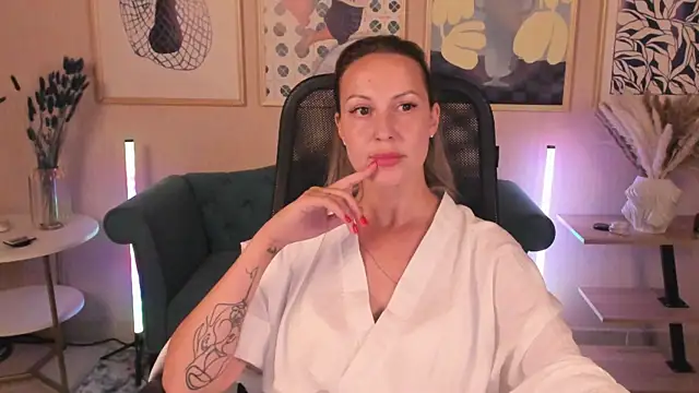 Charlotte_Hudson 现场XXX聊天