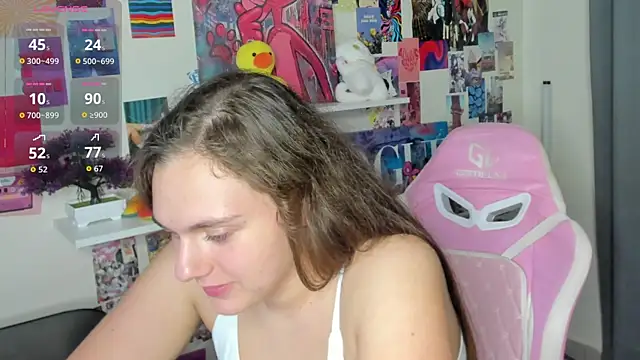 elara_sunbeam's Live XXX Chat