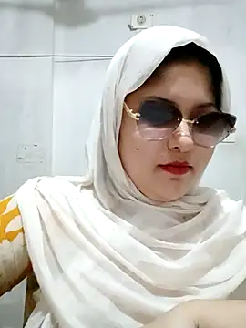 Nusrat-N Chat XXX in diretta
