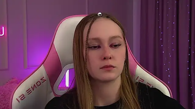 Chat +18 de AgataFoxley ao vivo