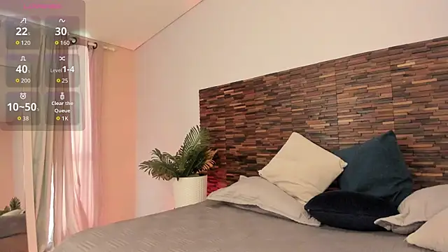 צ'אט XXX בשידור חי של freyaa__1