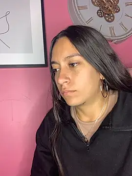 DulceLatinaxo's Live XXX Chat