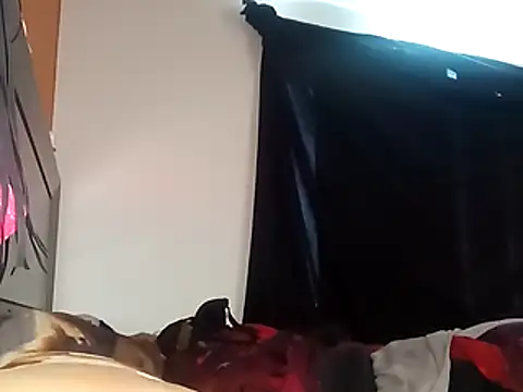 Živý XXX chat LusciousKandy