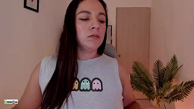 urcute_kitten's Live XXX Chat