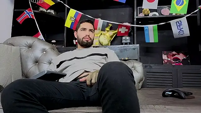 matteosantos XXX чат на живо