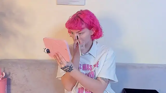 GypsyEmber's Live XXX Chat