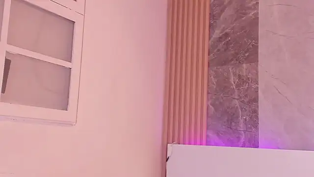 Živý XXX chat EmiliaBell_
