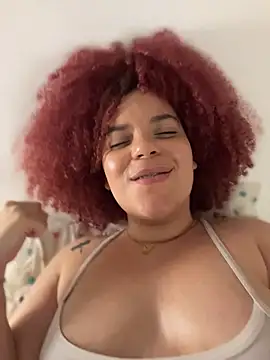 Leyah__ Chat XXX in diretta