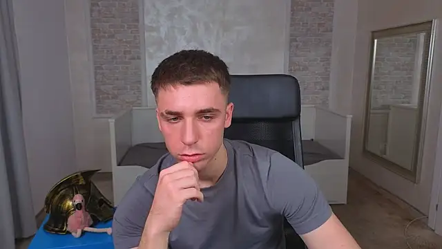 Chat XXX en directo de KellenWest