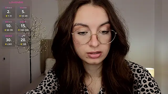 Онлайн чат XXX Real_cutie1