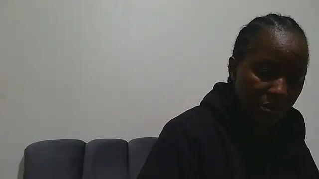 sluttylaura21 Live XXX-Chat