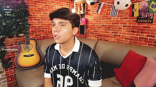 Chat XXX ao vivo de Thiago_Kozak