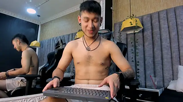 MarkLaurens Live XXX Chat