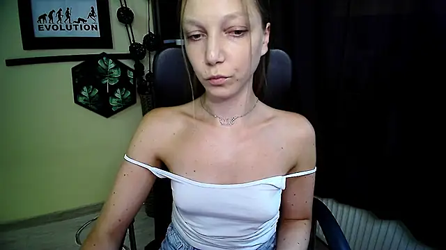 EmillyPlay 라이브 XXX 채팅