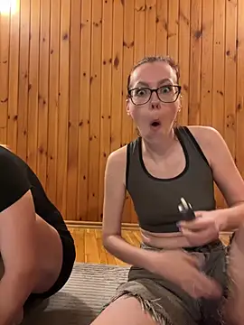 Chat +18 de RussianGirls_ ao vivo