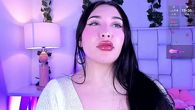 צ'אט XXX בשידור חי של Miaa_gh1