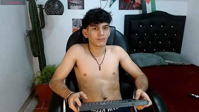 billy_wild Adlı Modelin Canlı XXX Sohbeti
