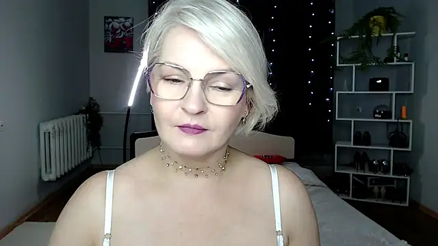 Chat XXX Live BlondeBrilliant7