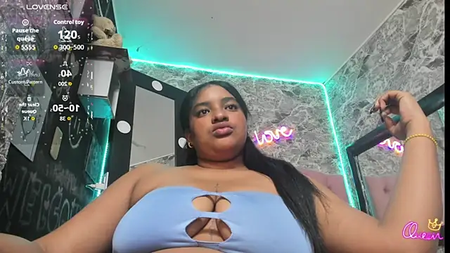 Sweet_Brunette1n Live XXX chat