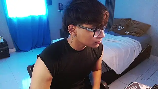 Mr_yisuzz 现场XXX聊天