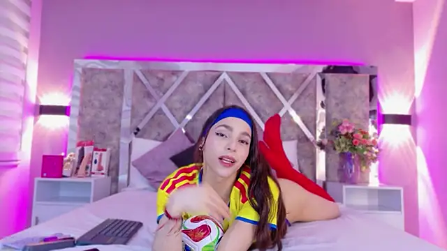 CandyLuxury__ Chat XXX in diretta