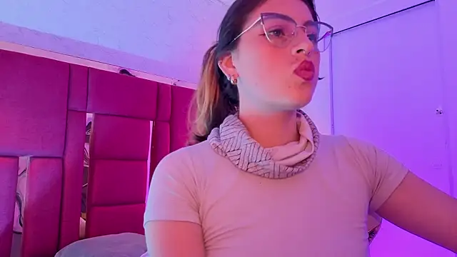 moon_winy: απευθείας συνομιλία ΧΧΧ
