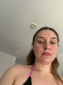 SpanishBabeXo XXX чат на живо