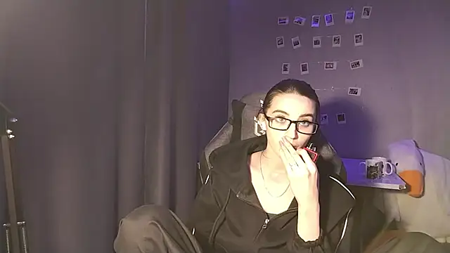 Živý XXX chat NightFoxxx