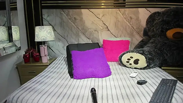 Niyirey1n Live XXX chat