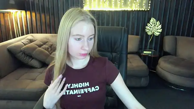 دردشة Alina_Blonde الجنسية المباشرة