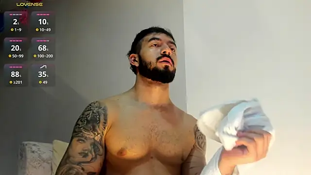 Chat XXX ao vivo de MarkWalker__