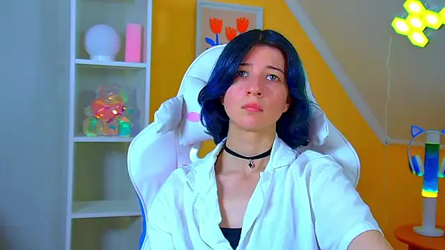 AnneAvelin Adlı Modelin Canlı XXX Sohbeti