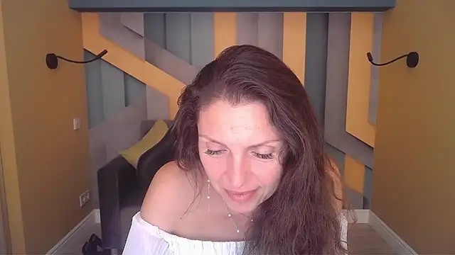 EllaLong Live XXX-chat