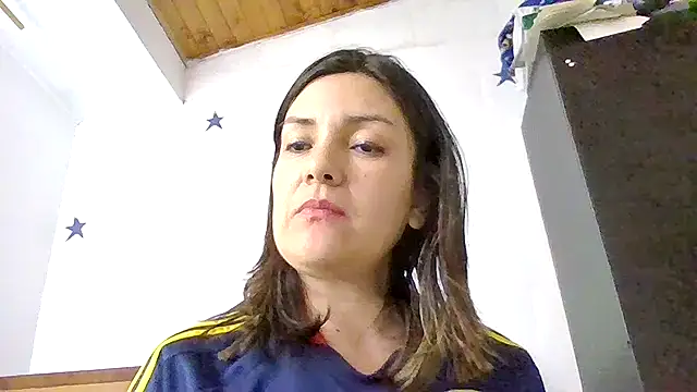 princessbella93 即時 XXX 聊天