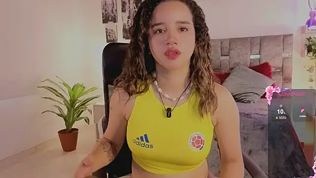 دردشة emilyrouxe الجنسية المباشرة